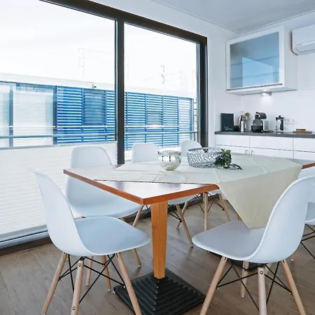 Tatil Evi Hausboot Geiseltalsee - Floating House - Well Hausboote - Family & Friends