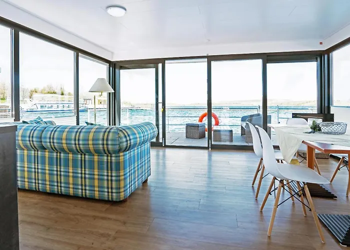 Hausboot Geiseltalsee - Floating House - Well Hausboote - Family & Friends *